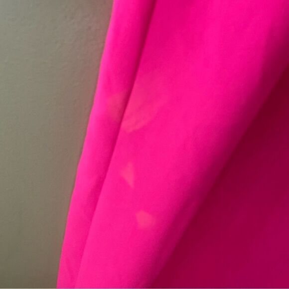 Lovers + Friends Serena Gown Electric Pink
Strapless Sheath dress Revolve NWT S - Picture 8 of 9